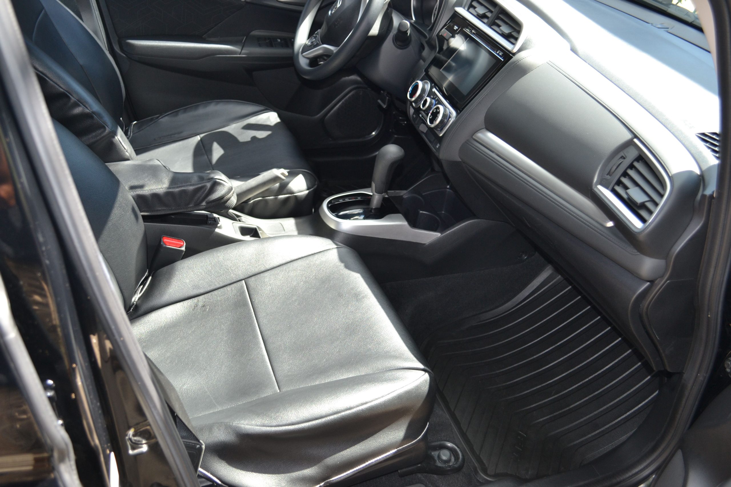 Interior Mobile Car Detailing in Irvine, CA